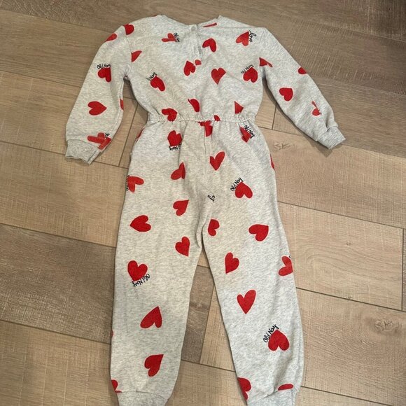 OLD NAVY GIRLS RED HEARTS ROMPER JUMPER 1 PIECE VALENTINES 5T - Picture 5 of 5